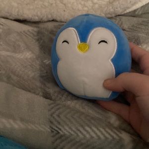 Matches with the pink penguin